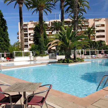 Odalys Open Golfe Juan 발로리스