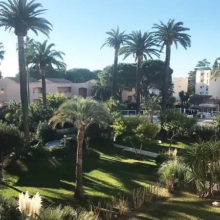 Odalys Open Golfe Juan 아파트호텔